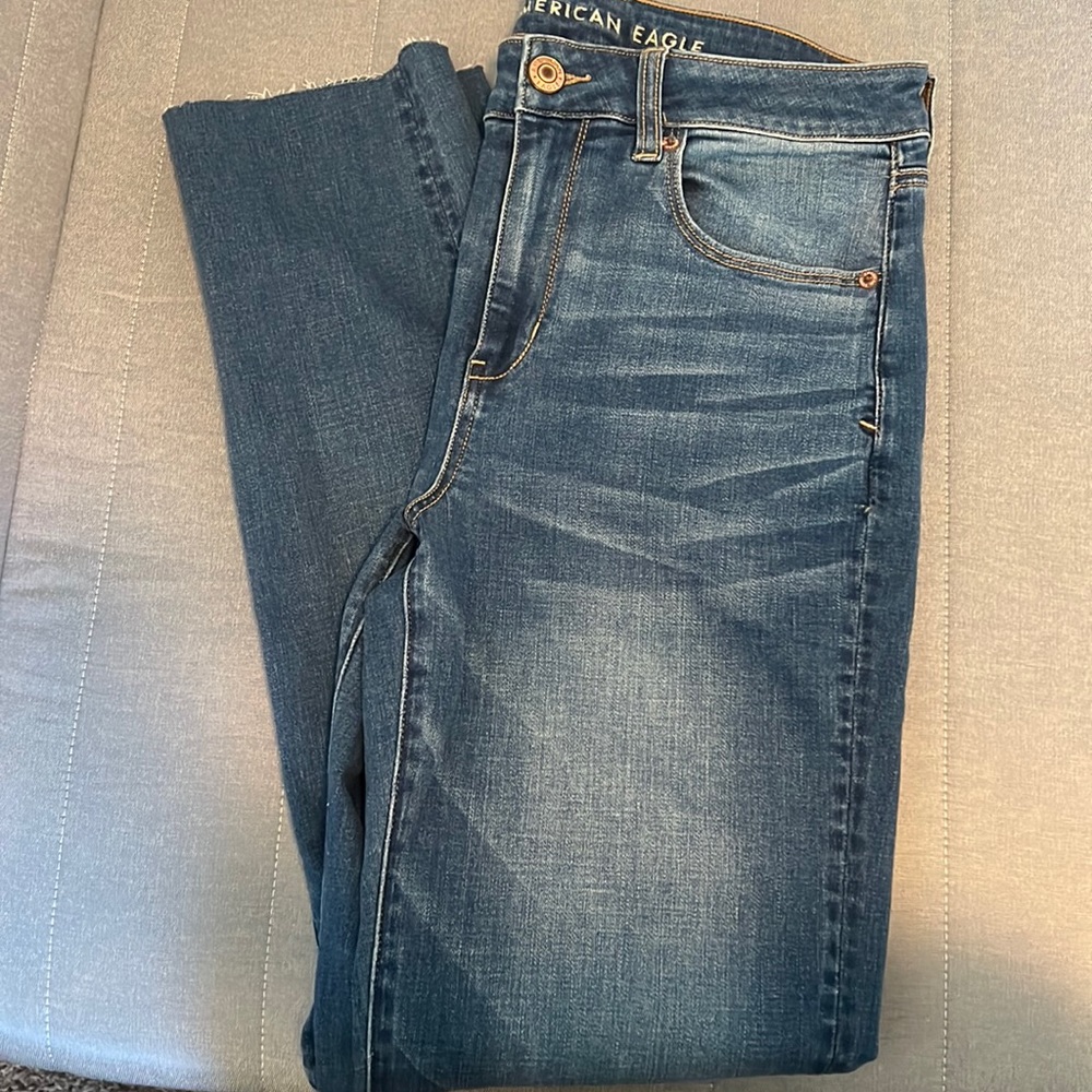 HIGH RISE SKINNY JEANS